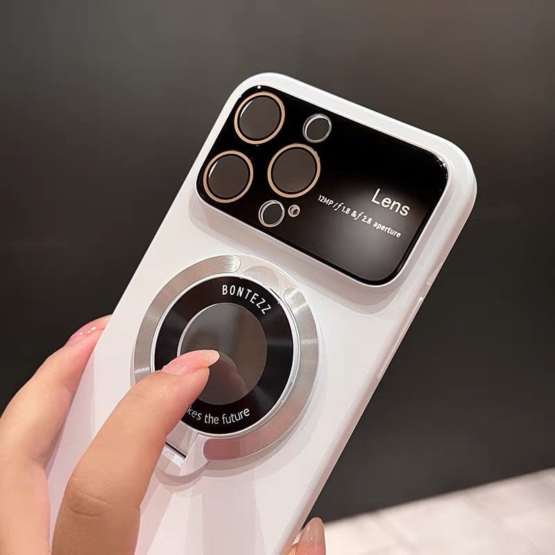 Magnetic iPhone Case – Effortless Charging and Built-in Stand for Convenience 5