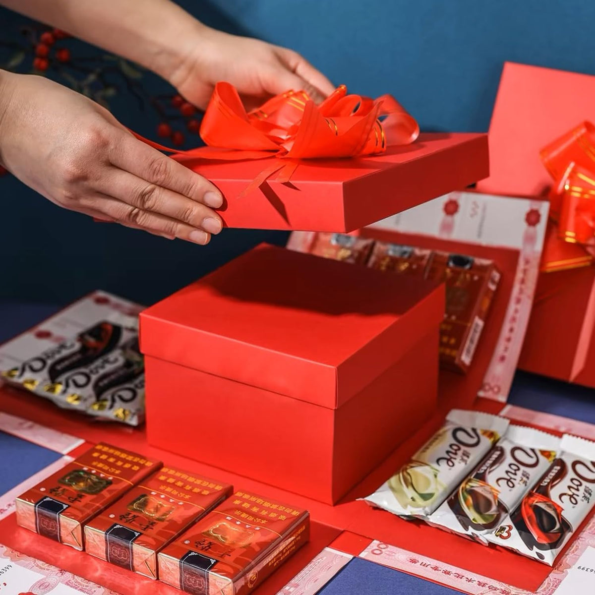 Surprise Explosion Box – Customizable Gift Box for Any Occasion, Eco-Friendly 8