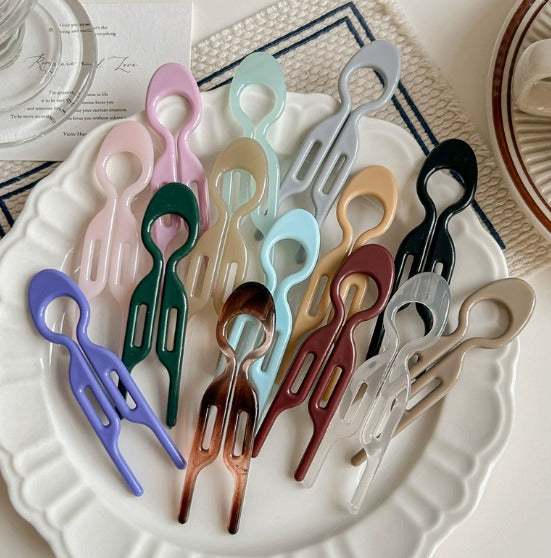 Hairpins for Buns – 5 + 5 FREE - High-Quality Plastic, Suitable for All Hair Types